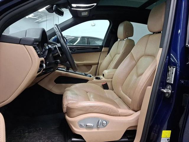 2023 Porsche Macan Macan