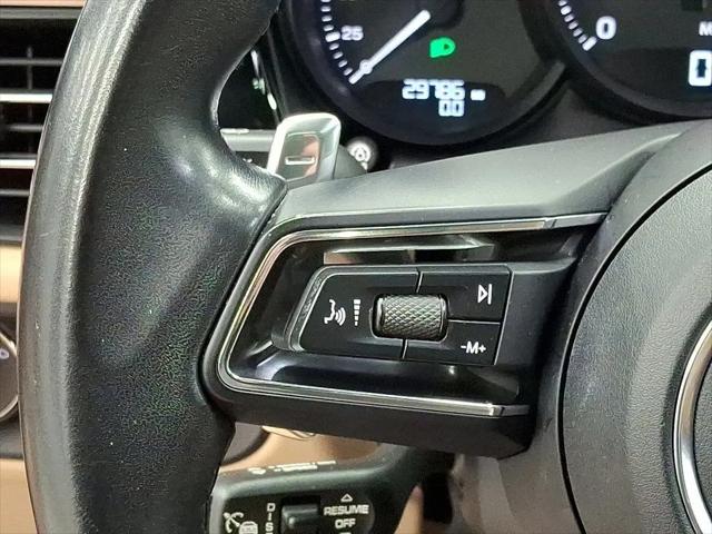 2023 Porsche Macan Macan