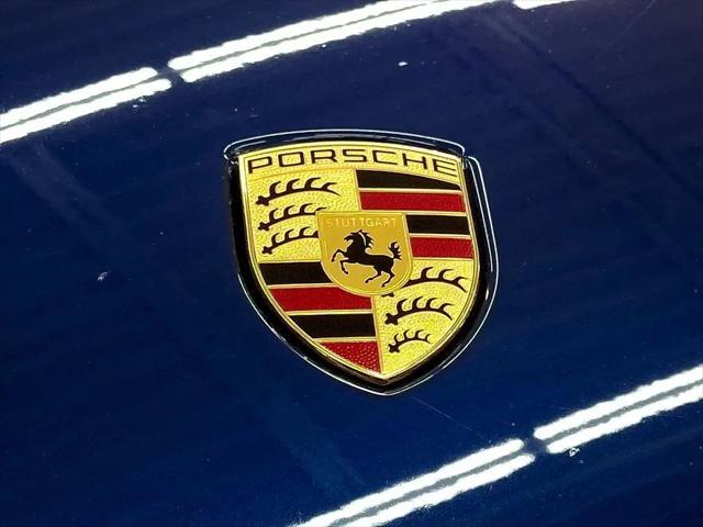 2023 Porsche Macan Macan