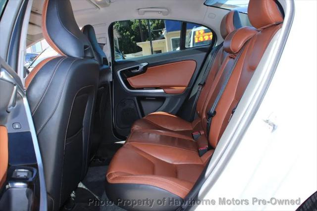 2015 Volvo S60 T6 Platinum