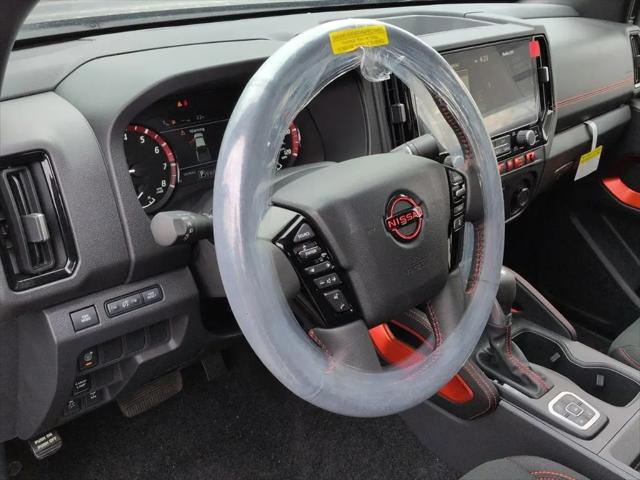 2026 Nissan Frontier Crew Cab Long Bed PRO-4X 4x4