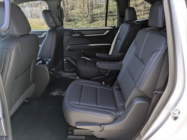 2026 GMC Acadia Elevation AWD