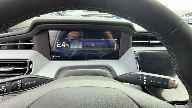 2027 Chevrolet Bolt LT FWD