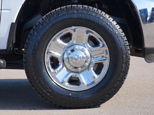 2017 Ram 2500 SLT Crew Cab 4x4 6'4" Box