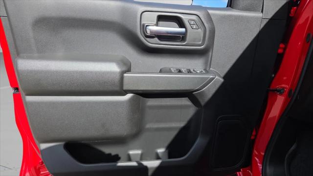 2026 Chevrolet Silverado 1500 2WD Crew Cab Short Bed Custom