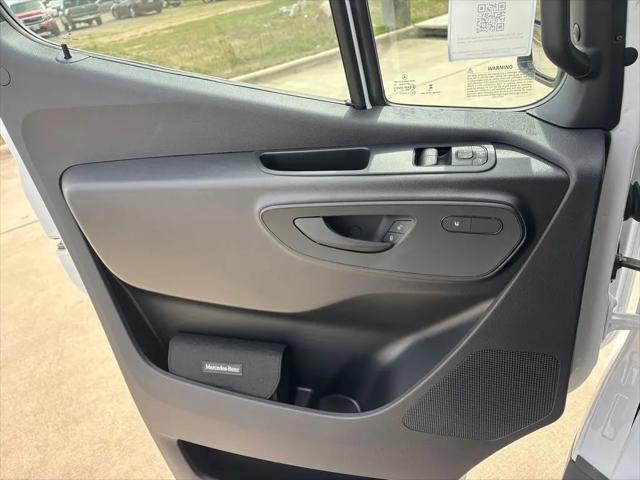 2025 Mercedes-Benz Sprinter 2500 High Roof 4-Cyl Diesel HO