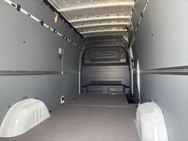 2025 Mercedes-Benz Sprinter 2500 High Roof 4-Cyl Diesel HO