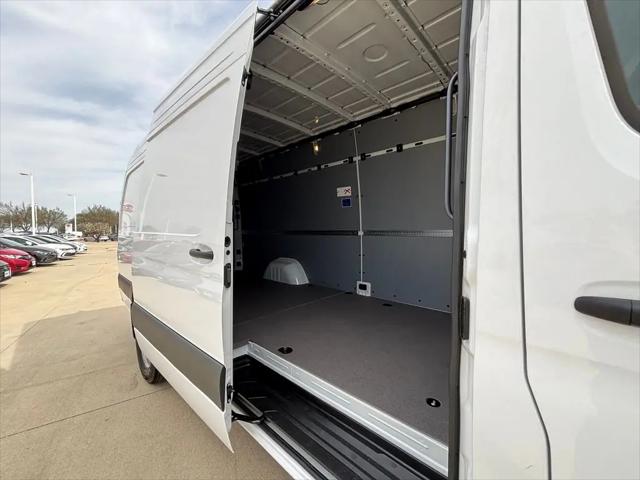 2025 Mercedes-Benz Sprinter 2500 High Roof 4-Cyl Diesel HO