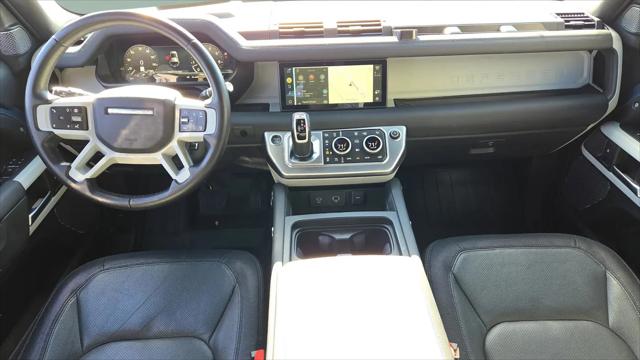 2024 Land Rover Defender 110 P400 X-Dynamic SE
