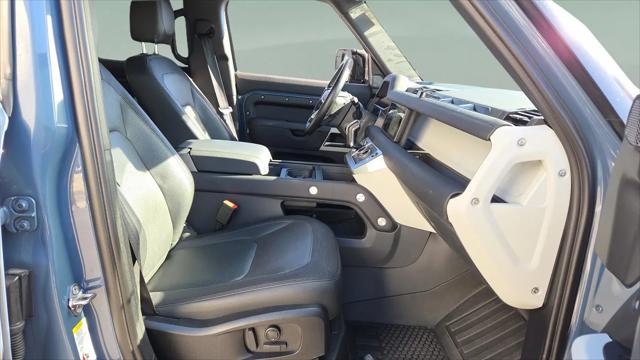 2024 Land Rover Defender 110 P400 X-Dynamic SE