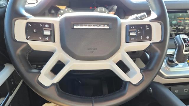 2024 Land Rover Defender 110 P400 X-Dynamic SE