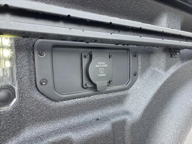 2026 Ram 1500 Express Crew Cab 4x4 5'7" Box