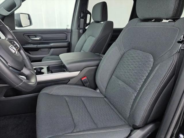 2026 Ram 1500 Express Crew Cab 4x4 5'7" Box