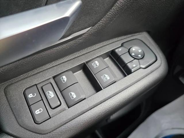 2026 Ram 1500 Express Crew Cab 4x4 5'7" Box