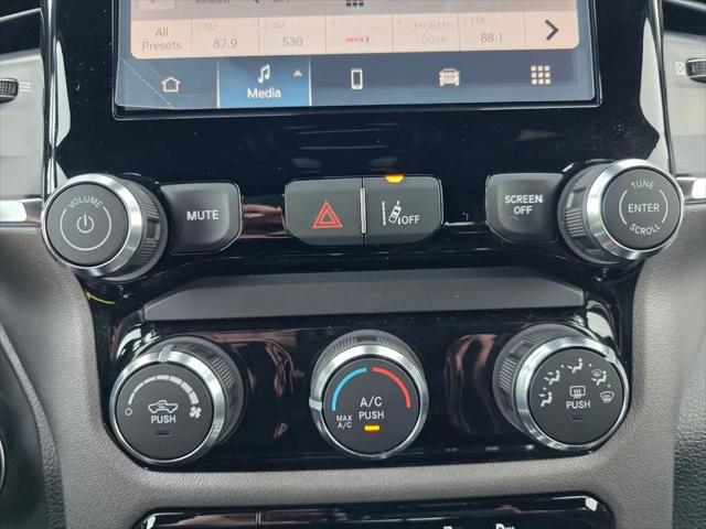 2026 Ram 1500 Express Crew Cab 4x4 5'7" Box