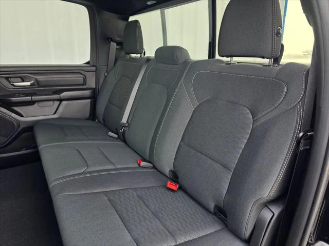 2026 Ram 1500 Express Crew Cab 4x4 5'7" Box