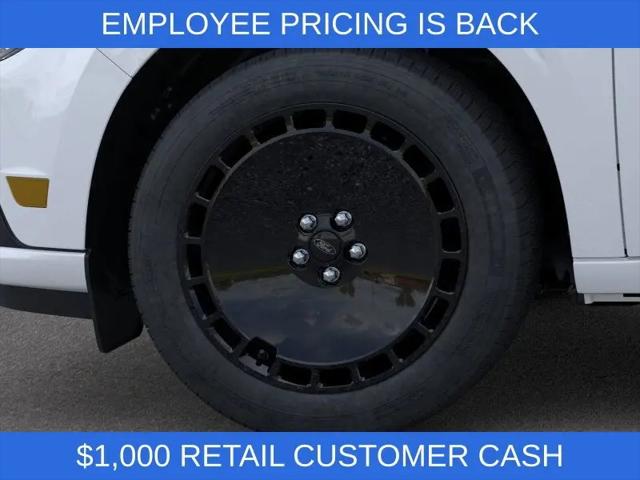 2025 Ford Maverick Lobo Standard