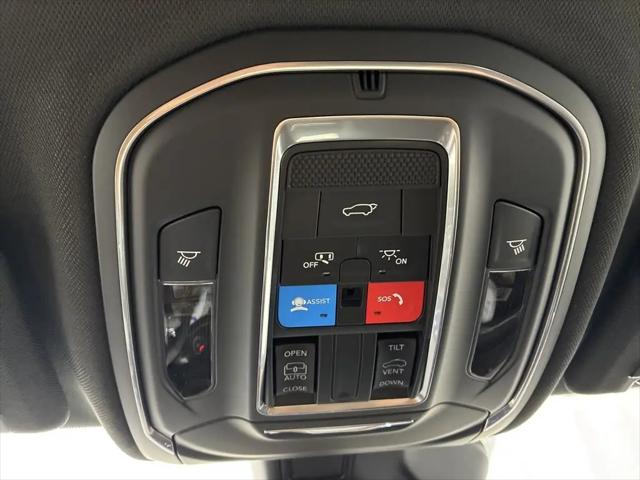 2026 Jeep Grand Cherokee L Altitude 4x4