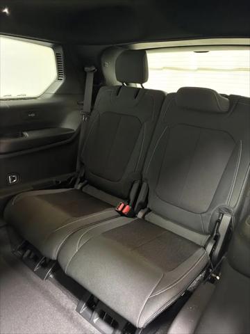 2026 Jeep Grand Cherokee L Altitude 4x4