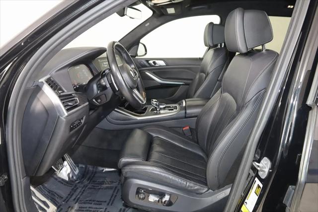 2022 BMW X7 M50i