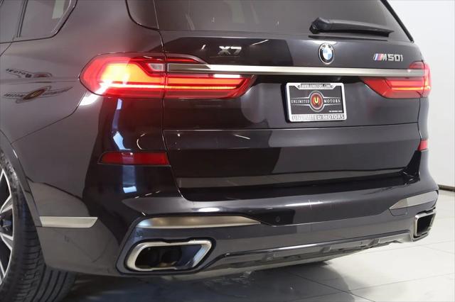 2022 BMW X7 M50i