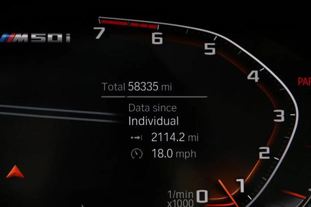 2022 BMW X7 M50i