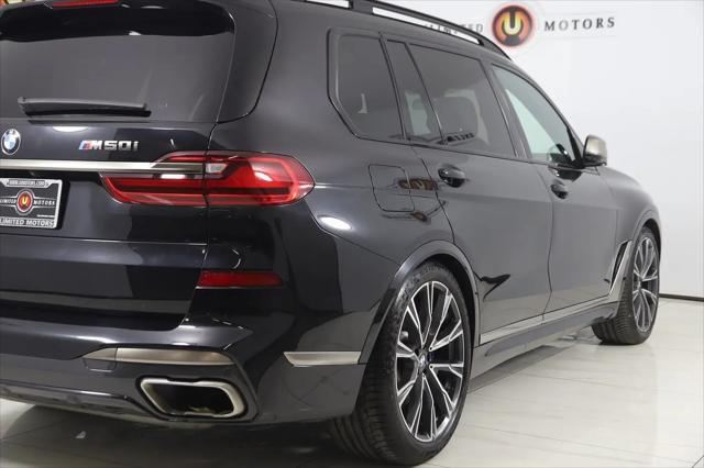 2022 BMW X7 M50i