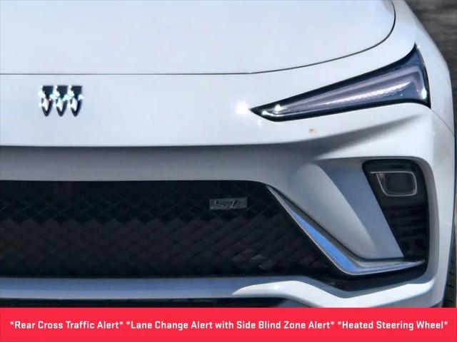 2026 Buick NV Sport Touring FWD