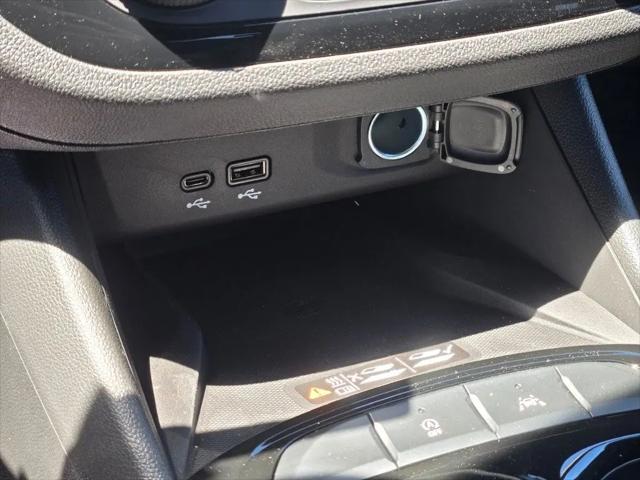 2026 Buick NV Sport Touring FWD