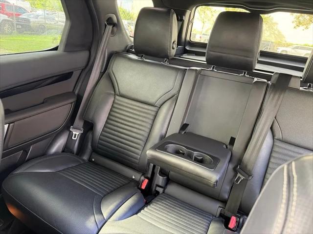 2021 Land Rover Discovery P300 S