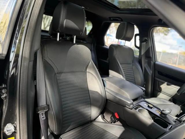 2021 Land Rover Discovery P300 S