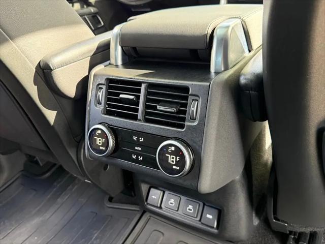 2021 Land Rover Discovery P300 S
