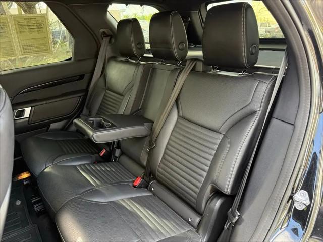 2021 Land Rover Discovery P300 S