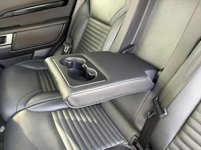 2021 Land Rover Discovery P300 S