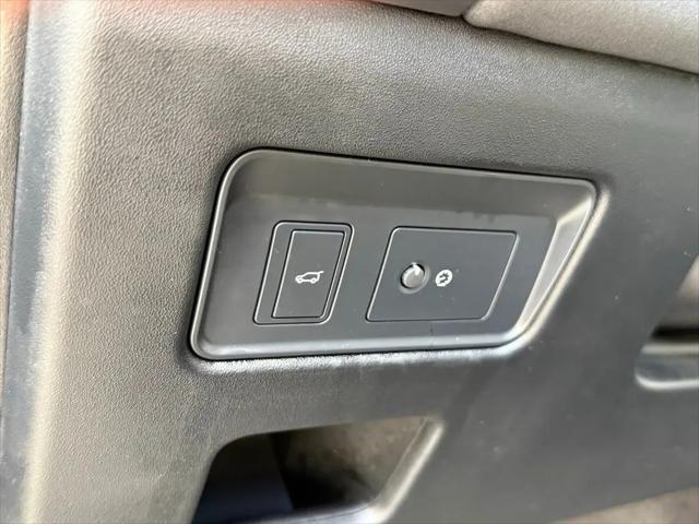 2021 Land Rover Discovery P300 S