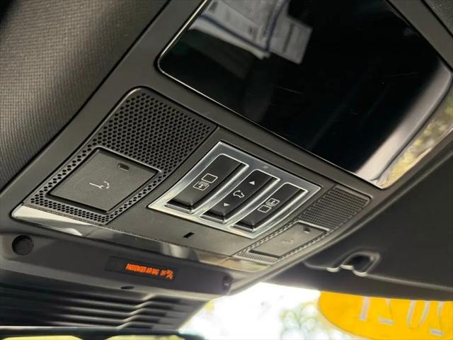 2021 Land Rover Discovery P300 S