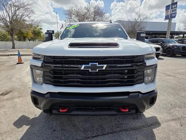 2024 Chevrolet Silverado 3500HD 2WD Crew Cab Standard Bed Work Truck