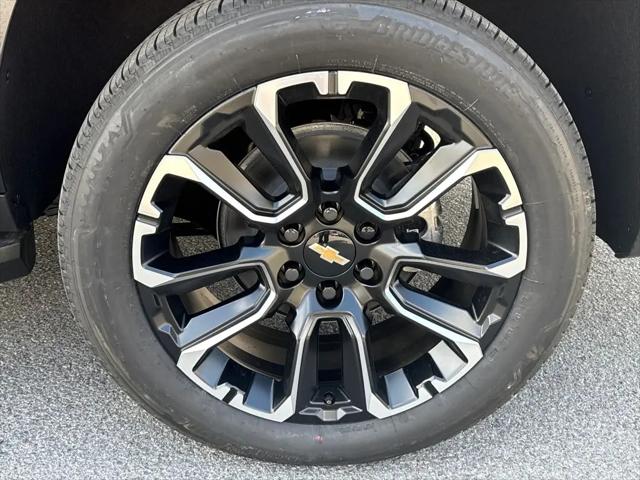 2026 Chevrolet Suburban LS, 4WD