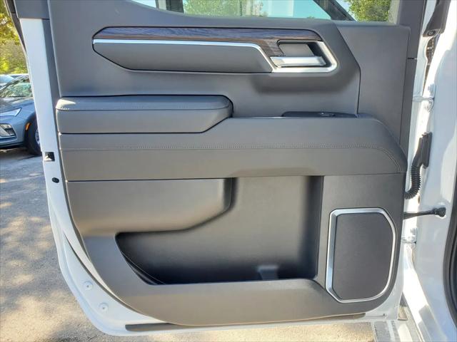 2026 GMC Sierra 1500 Crew Cab, Short Bed, SLT, 4WD