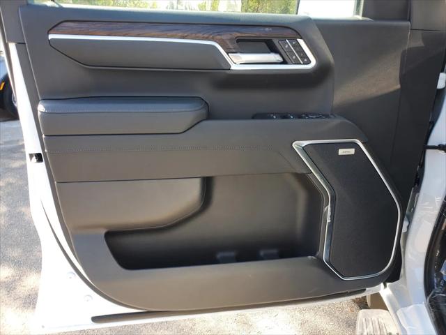 2026 GMC Sierra 1500 Crew Cab, Short Bed, SLT, 4WD