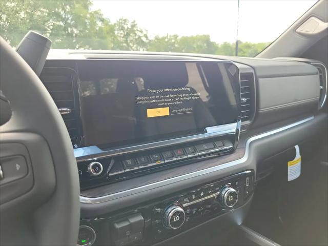 2026 GMC Sierra 2500HD Crew Cab, Standard Bed, SLT, 4WD