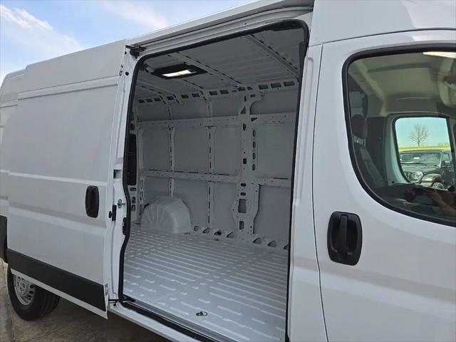 2026 Ram ProMaster 2500 Cargo Van Tradesman High Roof 159" WB w/Pass Seat