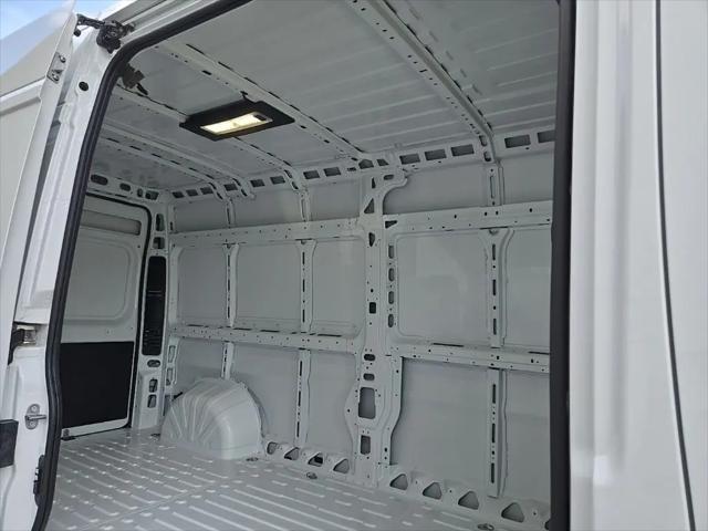 2026 Ram ProMaster 2500 Cargo Van Tradesman High Roof 159" WB w/Pass Seat