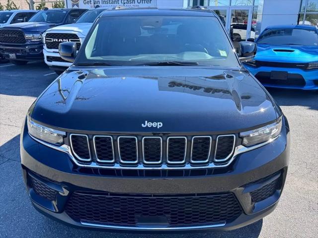 2026 Jeep Grand Cherokee Laredo 4x4