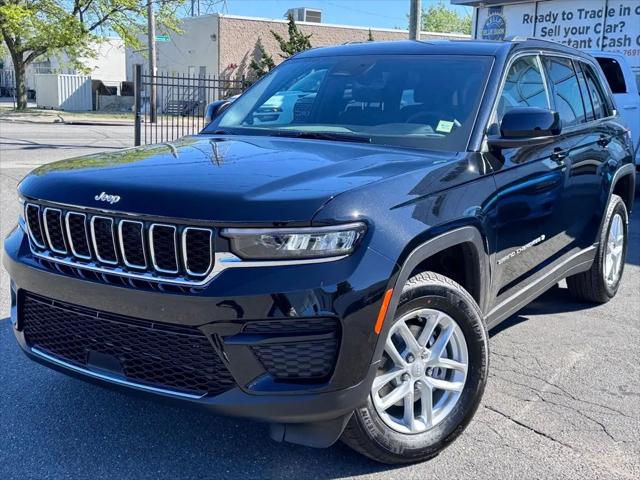 2026 Jeep Grand Cherokee Laredo 4x4