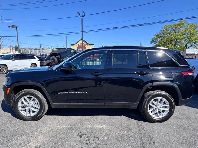 2026 Jeep Grand Cherokee Laredo 4x4
