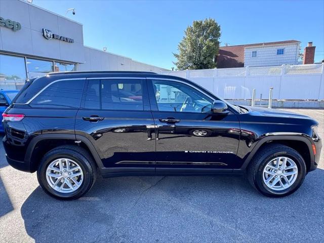 2026 Jeep Grand Cherokee Laredo 4x4