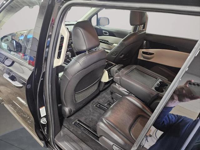 2023 Kia Carnival MPV SX