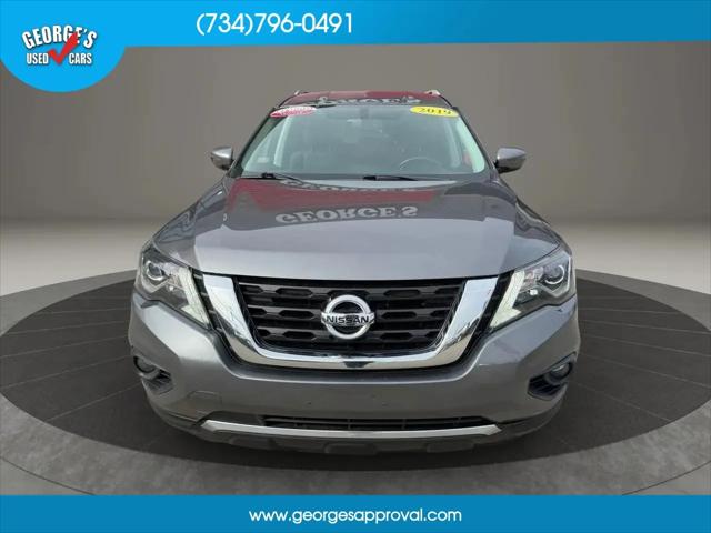 2019 Nissan Pathfinder SV