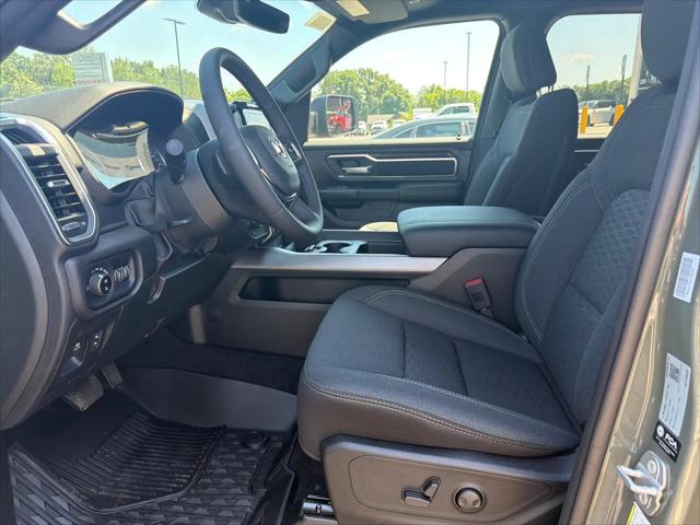 2026 Ram 1500 Big Horn Crew Cab 4x4 57 Box